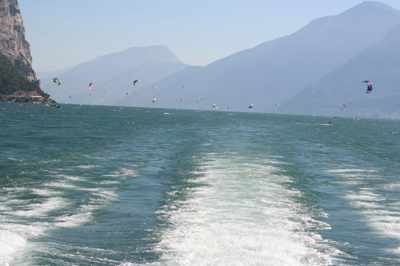 Casa Vacanze Regina Del Lago Tremosine Italien
