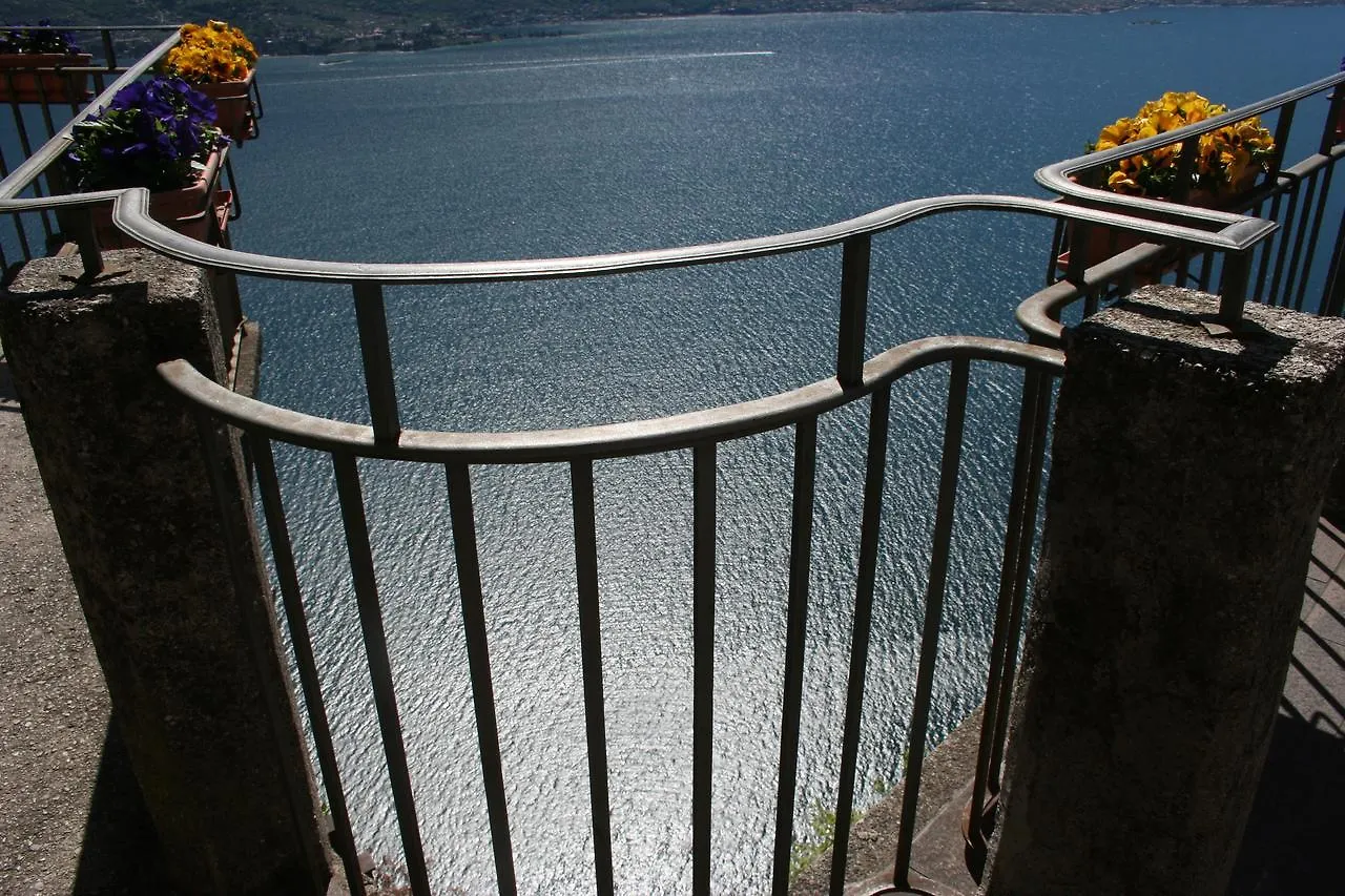 Casa Vacanze Regina Del Lago Tremosine 0*,